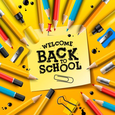 Sarı arka plan üzerine kalemler ve yapışkan notlar ile okul tasarımı geri. Sonrası ile Vektör illüstrasyon, kırmızı pin, tebrik kartı, afiş, el ilanı, davetiye için sarf malzemeleri ve el yazısı