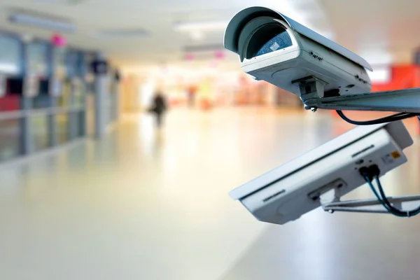 Moderne Cctv Camera Een Muur Begrip Bewaking Monitoring — Stockfoto