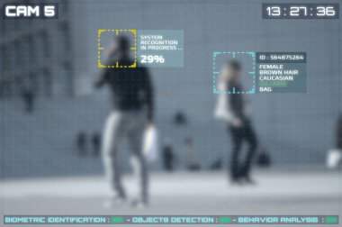 Cctv kameraları ile yüz tanıma bir şehirde büyük bir yere ekran simülasyonu