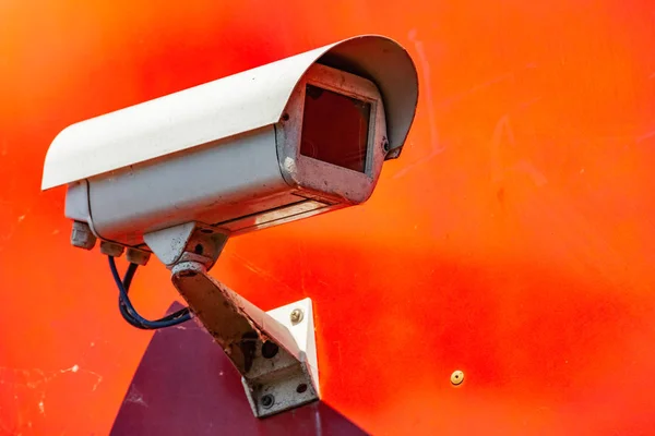 Telecamera di sicurezza a circuito chiuso nell'edificio degli uffici — Foto Stock