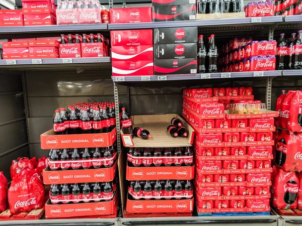 Puilboreau Francia Octubre 2020 Refresco Marca Coca Cola Exhibe Para — Foto de Stock