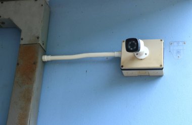 Şimdi seni görebiliyorum.