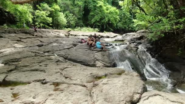 Floresta Tropical Cachoeira Paisagem Aérea Drone View Awesome Cachoeira Intocada — Vídeo de Stock