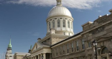 Old Montreal 'deki Bonsecours Pazarı