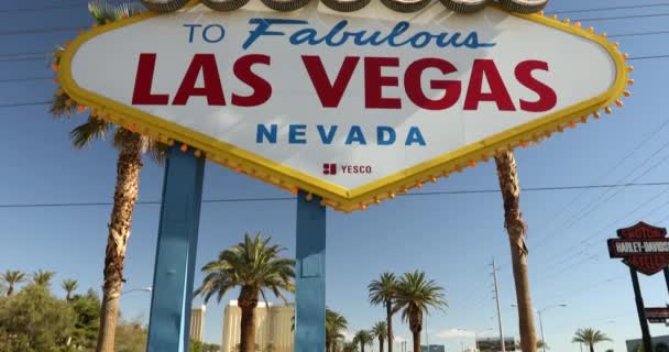 Las Vegas neon retro segno di benvenuto punto di riferimento turistico — Video Stock