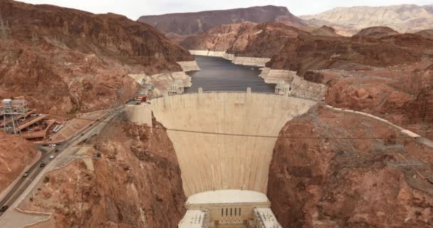 Hoover Dam engineering marvel on the Nevada Arizona border — Stock Video