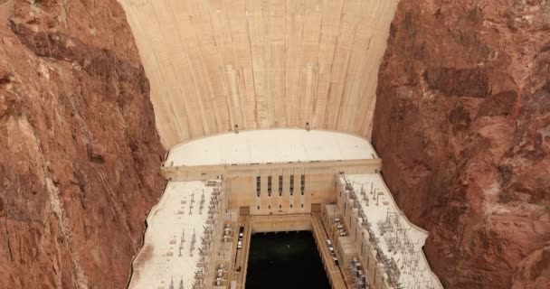 Maravilla de ingeniería de la presa Hoover en la frontera de Nevada Arizona — Vídeos de Stock