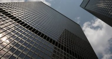 Cam şirket gökdelenleri