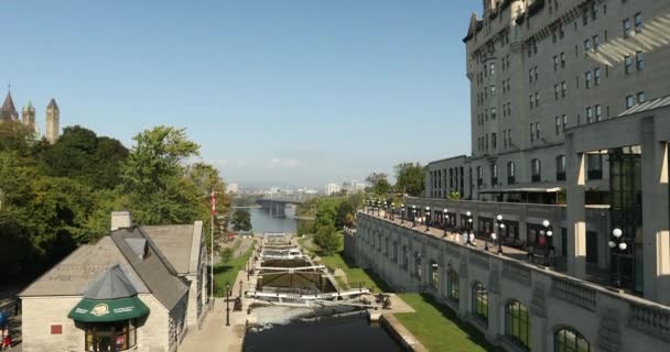 Sistema Rideau Canal Lock y río en Ottawa — Vídeos de Stock