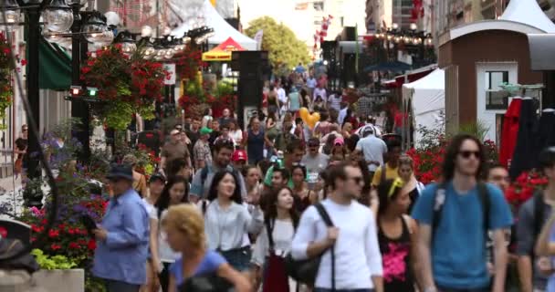 Historic Sparks Street shopping district in urban Ottawa Ontario, Canadá — Vídeo de Stock