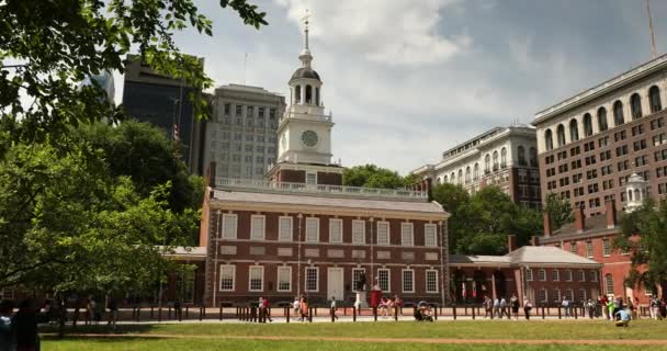 Independence Hall in Philadelphia Pennsylvania USA — Stockvideo