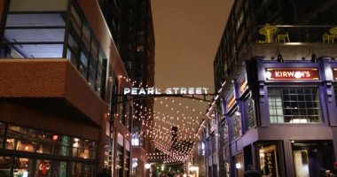 Geceleyin Washington DC 'deki Wharf Bölgesi Eğlence Bölgesi