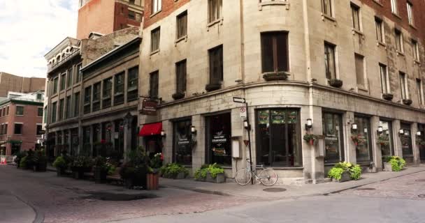加拿大老蒙特利尔的Cobblestone街 — 图库视频影像