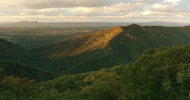 Blue Ridge Mountains naturskön utsikt — Stockvideo