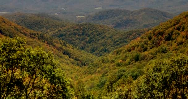 Blue Ridge Mountains naturskön utsikt — Stockvideo