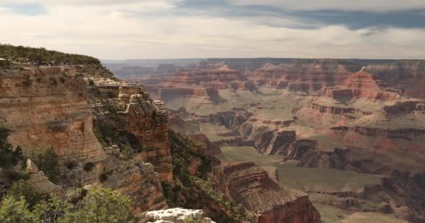 Mirador panorámico en el borde sur del Parque Nacional del Gran Cañón — Vídeos de Stock