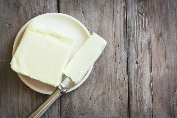 Manteiga Fundo Madeira Escura Espaço Cópia Produtos Lácteos Agrícolas Manteiga — Fotografia de Stock