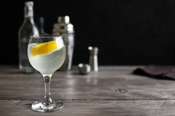 Alcohol Gin Blossom Cocktail Com Limão Gelo Gin Tônico Fizz — Fotografia de Stock