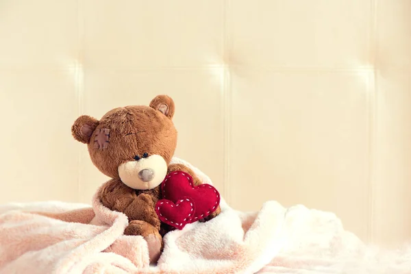 Teddybär Mit Rotem Herz Kopierraum Vintage Retro Tönung Valentinstag Liebe — Stockfoto