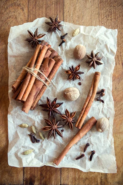 Natural Aroma Spices Christmas Pastry Mulled Wine Cinnamon Sticks Anise — Stock Photo, Image