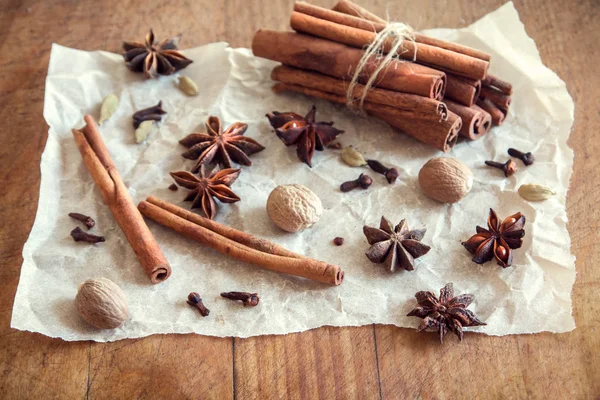 Natural Aroma Spices Christmas Pastry Mulled Wine Cinnamon Sticks Anise — Stock Photo, Image
