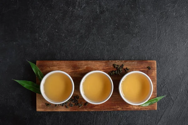 Chá Verde Copos Cerâmica Chá Verde Seco Oolong Folhas Chá — Fotografia de Stock