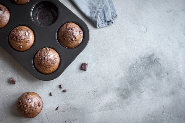 Muffins Chocolate Doble Con Gotas Chocolate Bakeware Pastelería Chocolate Casera —  Fotos de Stock