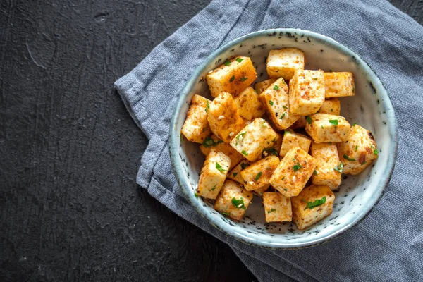 Rör Stekt Tofu Skål Med Sesam Och Greener Hemmagjord Frisk — Stockfoto