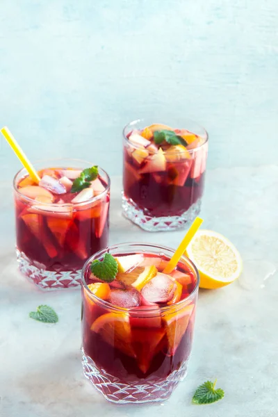 Red Wine Sangria Punch Fruits Mint Ice Glasses Homemade Refreshing — Stock Photo, Image