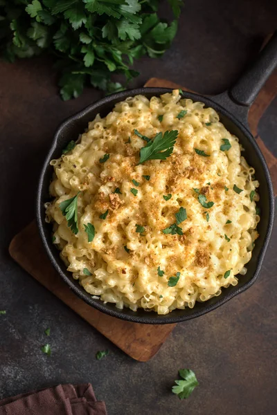 Maccheroni Formaggio Pasta Americana Con Sugo Formaggio Pangrattato Croccante Guarnizione — Foto Stock