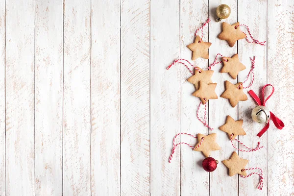 Galletas Shortbread Forma Estrella Navidad Con Cuerdas Rojas Para Decoración —  Fotos de Stock