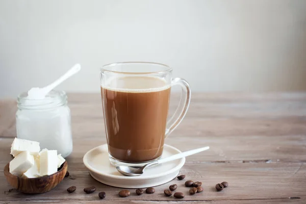 Kogelvrije Koffie Gemengd Met Biologische Boter Mct Kokosolie Paleo Keto — Stockfoto