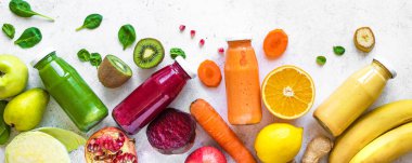 Smoothies veya suyu şişelerde