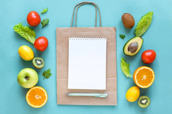쇼핑 리스트 건강 식품 — 스톡 사진