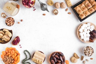 Orta Doğu tatlıları seti.