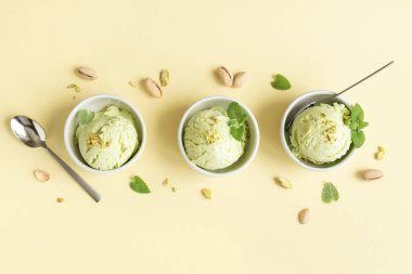 Fıstıklı dondurma.