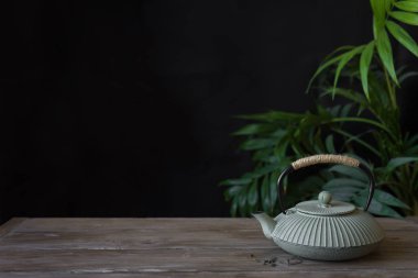 Geleneksel Demir Çaydanlık