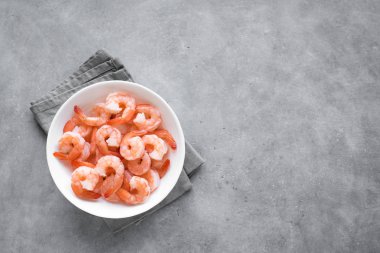 Karidesler, kasede karidesler