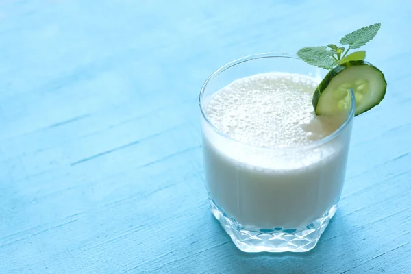 Йогуртовый напиток, айран — стоковое фото