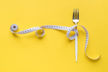 çatal ve ölçüm bandı