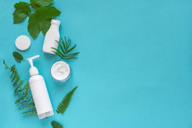 Doğal kozmetik ve yaprakları