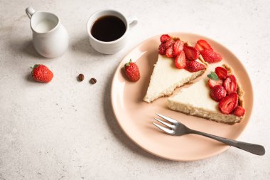 peynirli kek ve kahve