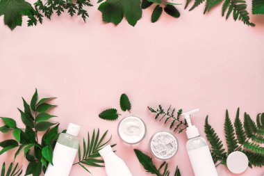 Doğal kozmetik ve yaprakları