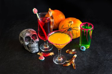 Cadılar Bayramı kokteyller