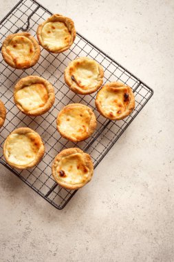 Portekizli kremalı tart