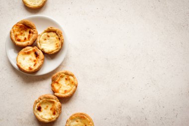 Portekizli kremalı tart