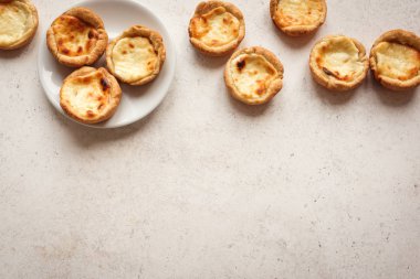 Portekizli kremalı tart