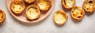 Portekizli kremalı tart