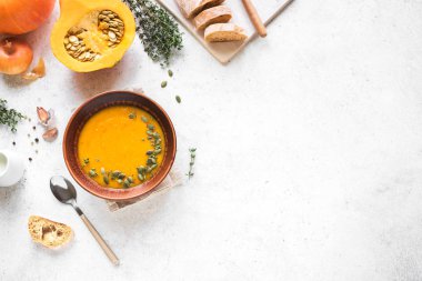 Balkabağı çorbası.