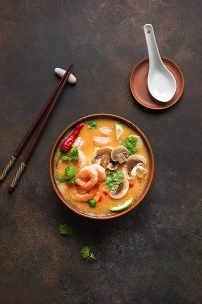 Sopa de kung Tom yum —  Fotos de Stock